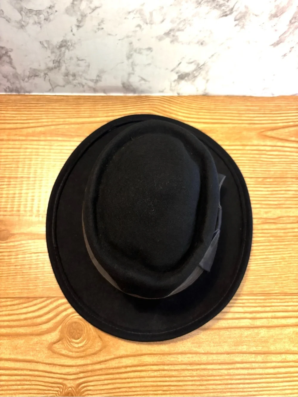 Vintage Arlin 100% Wool Black Fedora Hat with Gray Ribbon Bow